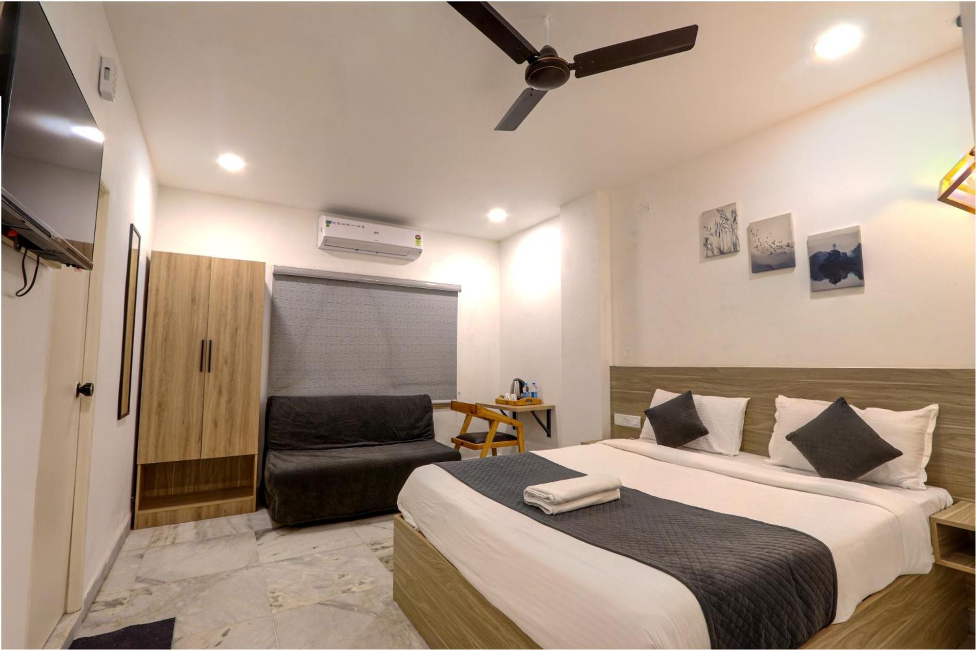Frenotel Hyderabad Exterior photo