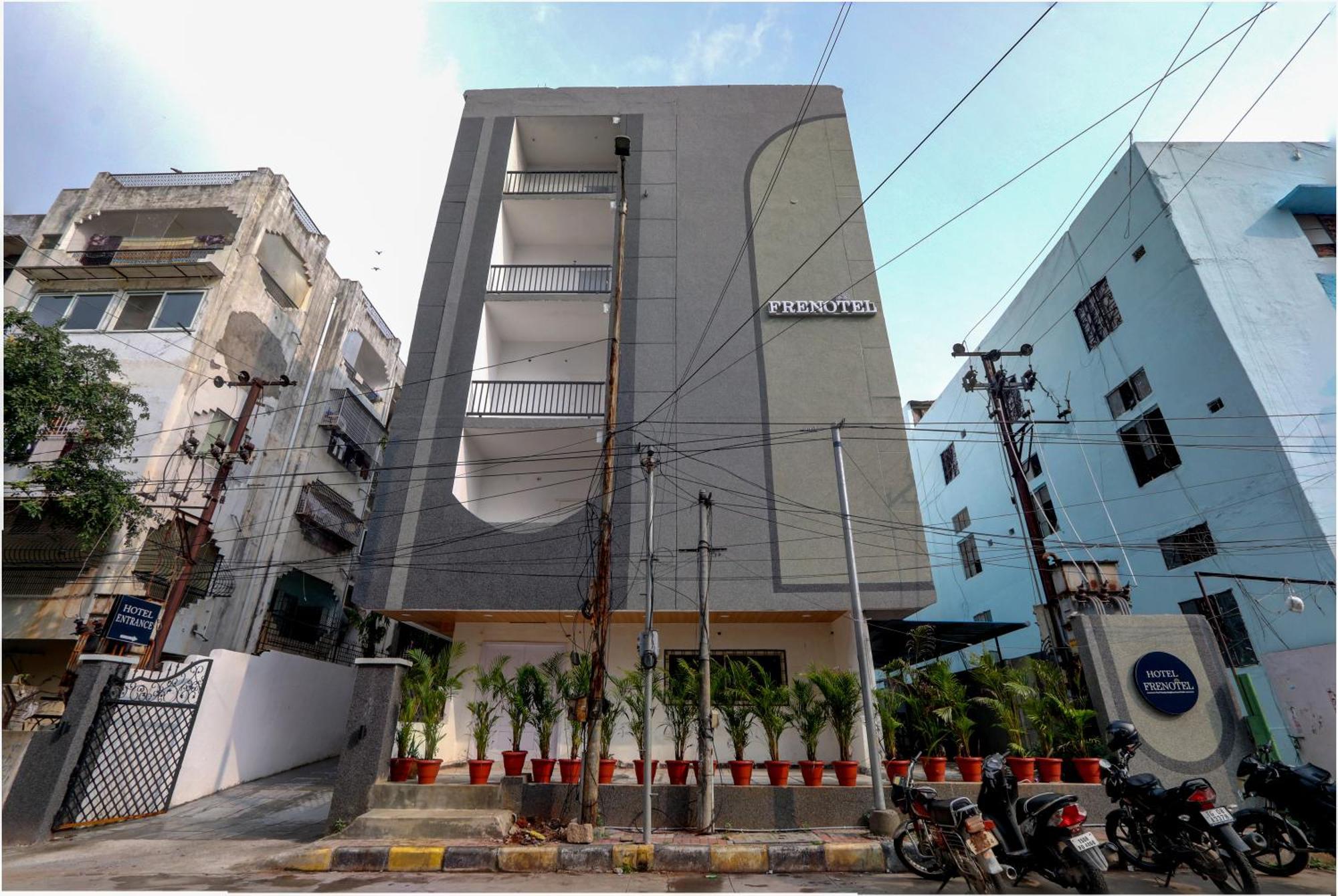Frenotel Hyderabad Exterior photo